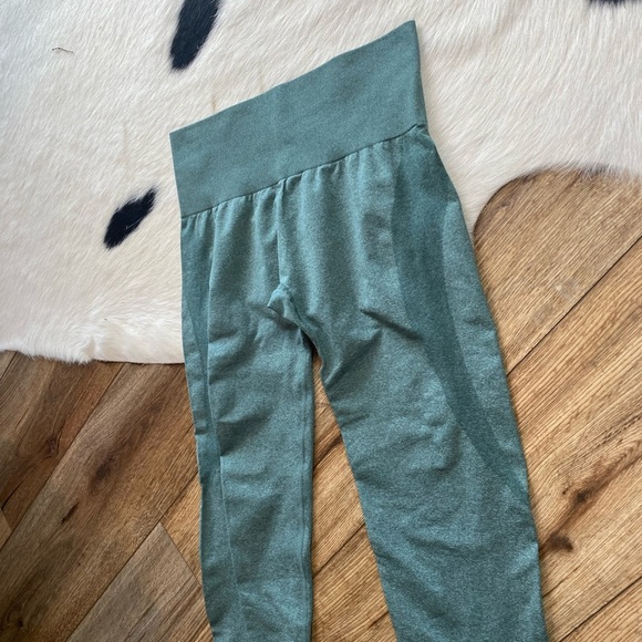 NVGTN Forest Green Contour Seamless Leggings - Picture 5 of 11